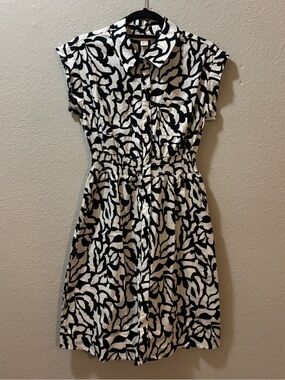 Monteau Los Angeles Black White Floral Abstract Print Shirt Dress Size Large
